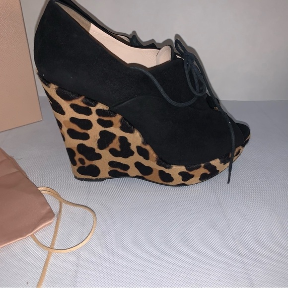 Prada Black Suede Leopard Print Calf Hair Peep Toe Wedges - Picture 3 of 10